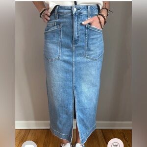 Vervet high rise Denim Midi Skirt with Front Slit, sz large. New with tags